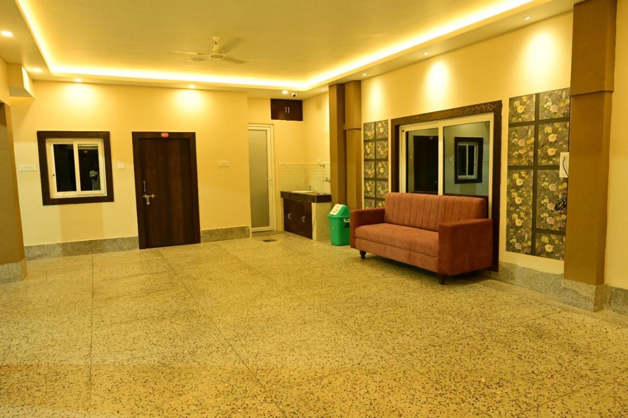 Chanduka Palace Пури Экстерьер фото