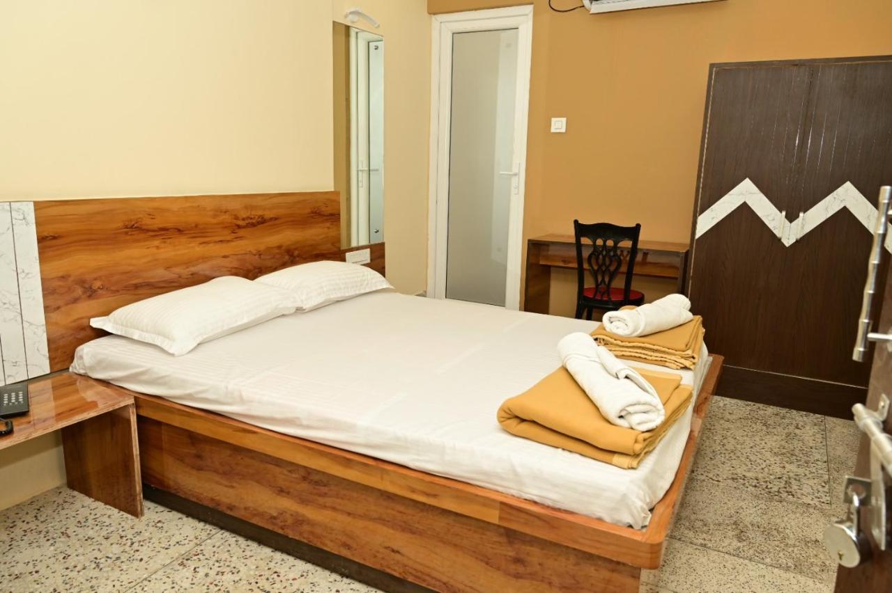 Chanduka Palace Пури Экстерьер фото